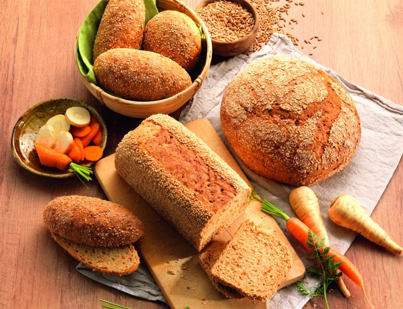 Softweiche Dinkelgebäcke mit feinen Karotten- und Pastinakenstückchen gebacken mit UNIFERM DinkelSoft